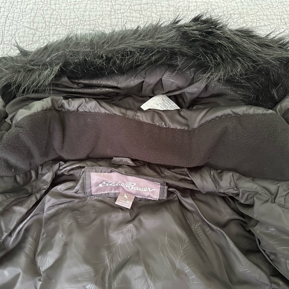 Eddie Bauer Women's Medium Black Quilted Jacket Slope side down parka - Picture 5 of 6